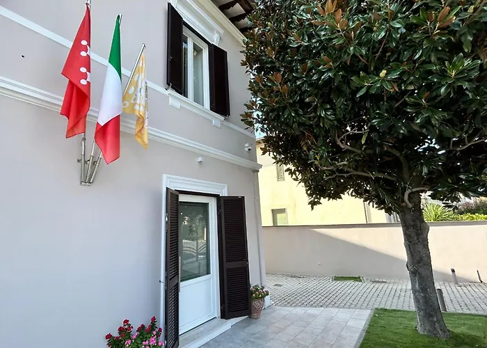 Four Lions Villa Guesthouse